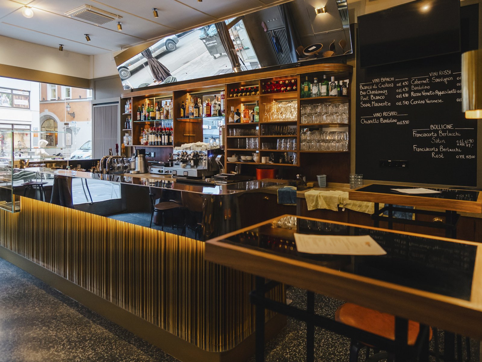 Riva Bar 2